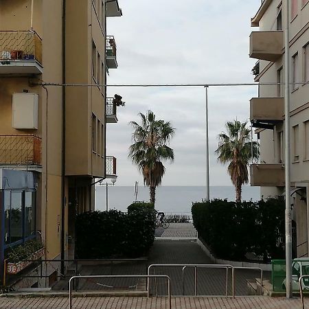A Due Passi Dal Mare Apartment Sestri Levante Ngoại thất bức ảnh