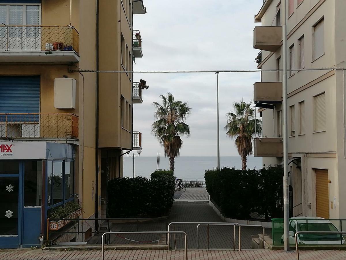 A Due Passi Dal Mare Apartment Sestri Levante Ngoại thất bức ảnh
